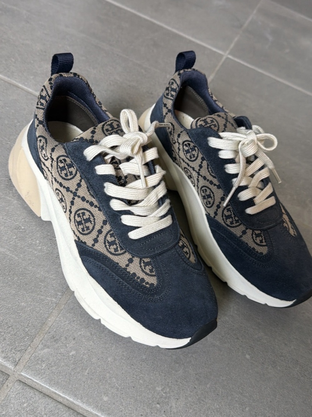 Tory Burch Monogram Sneakers | Women’s Size 8 | Excellent Condition